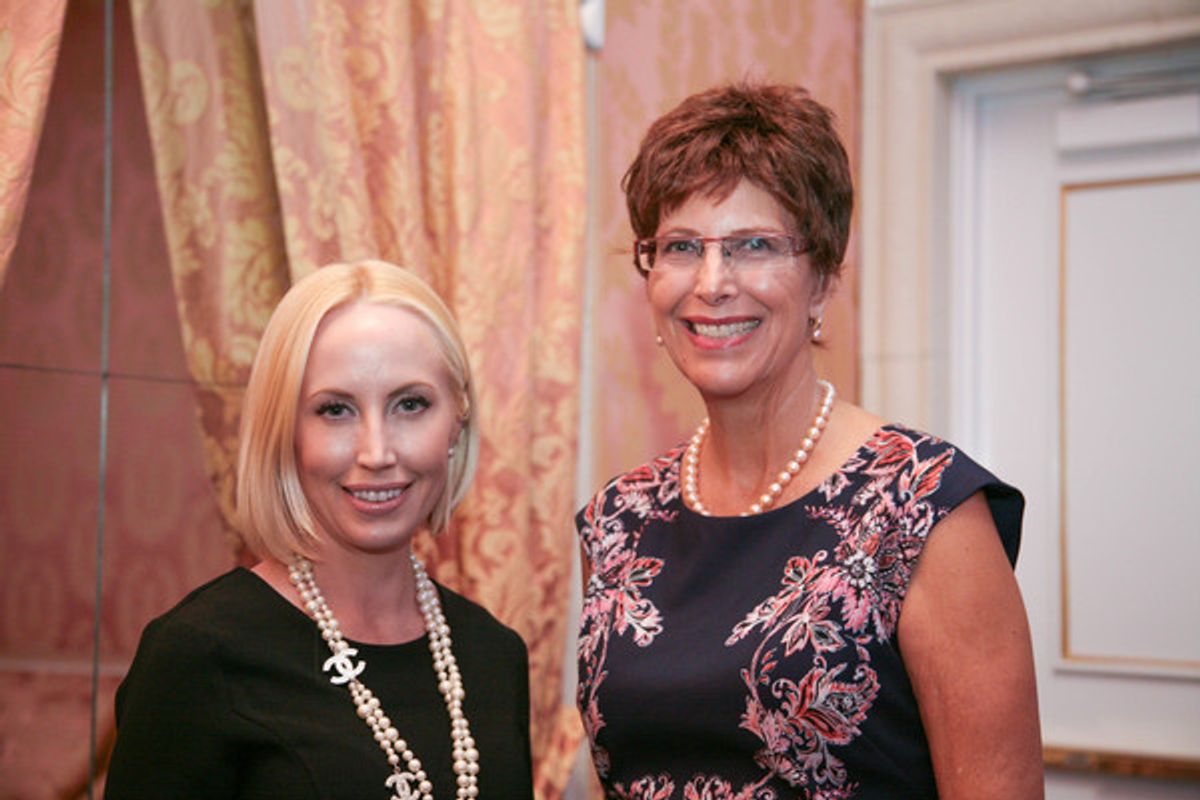 Dusty Dodge, Lisa Peterfreund at 