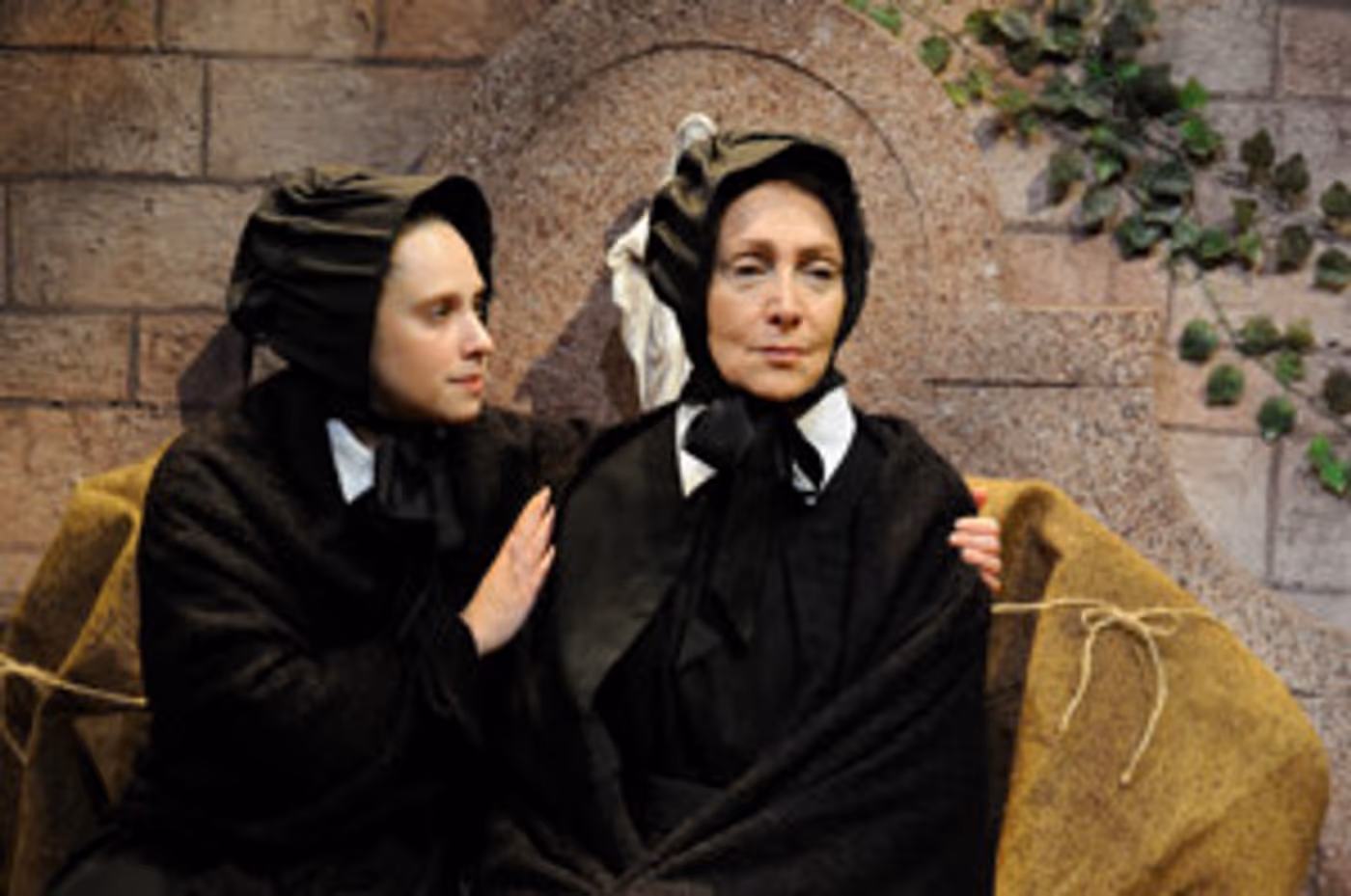 Regional Roundup: Top 10 Stories This Week Around the Broadway World - 11/11; DOUBT in Rhode Island, HEATHERS in Salt Lake, FUN HOME in Chicago, and More! Image
