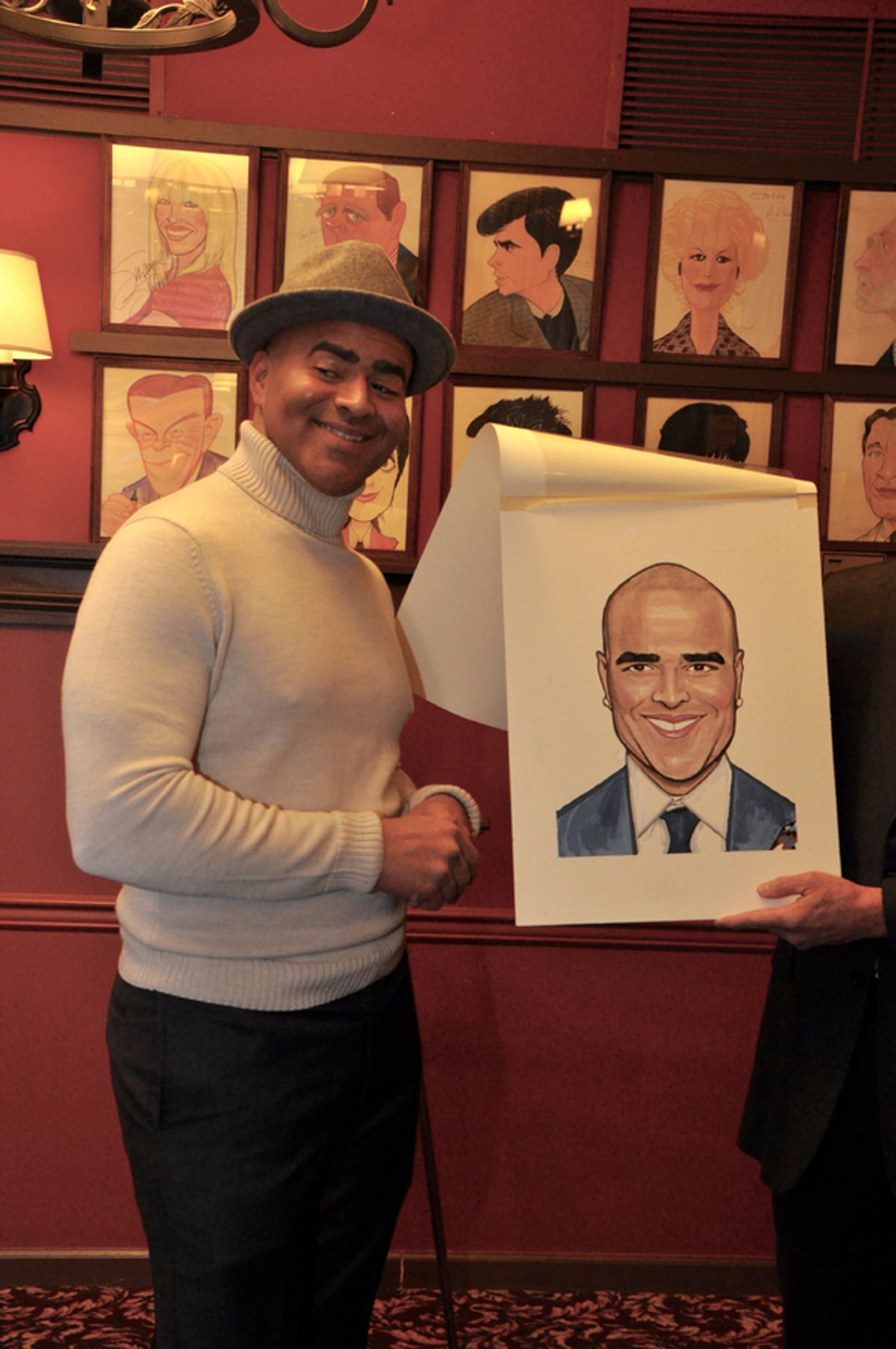 Photo Coverage: Christopher Jackson Celebrates New Sardi's Caricature  Image
