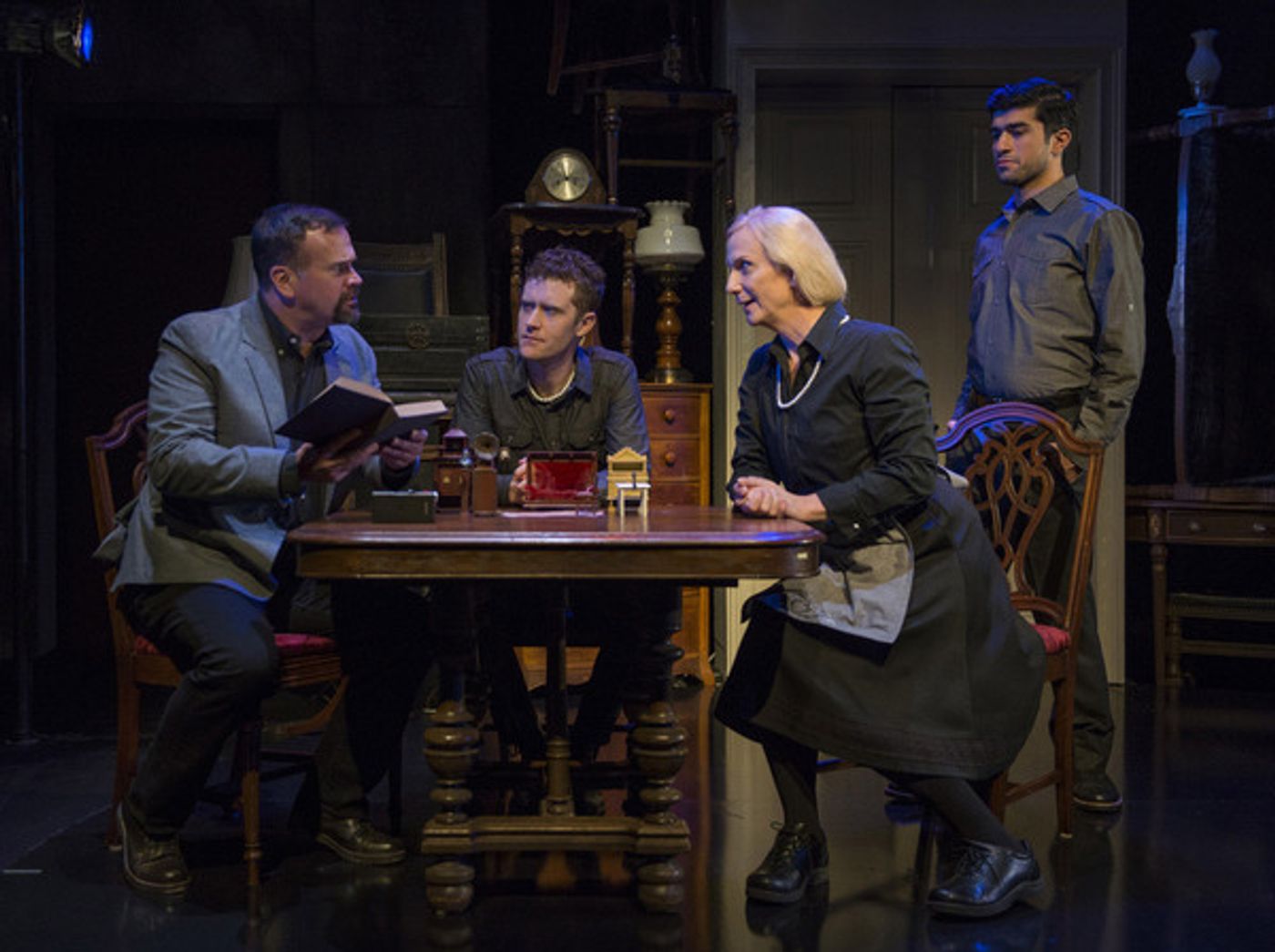 Photo Flash: About Face Theatre Presents I AM MY OWN WIFE Photo Flash: About Face Theatre Presents I AM MY OWN WIFE Image