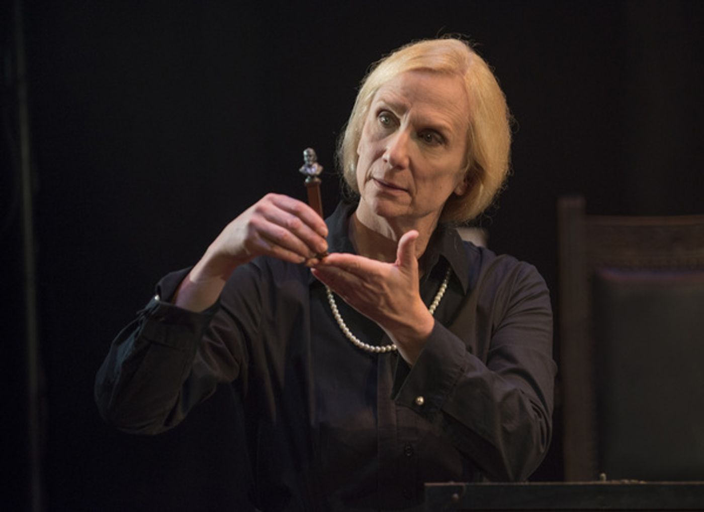 Photo Flash: About Face Theatre Presents I AM MY OWN WIFE Photo Flash: About Face Theatre Presents I AM MY OWN WIFE Image