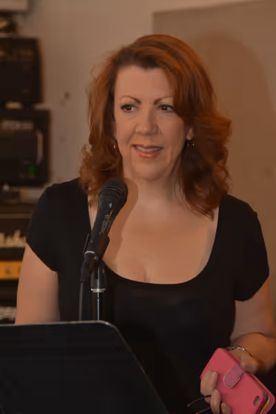 Jen Perry Photo