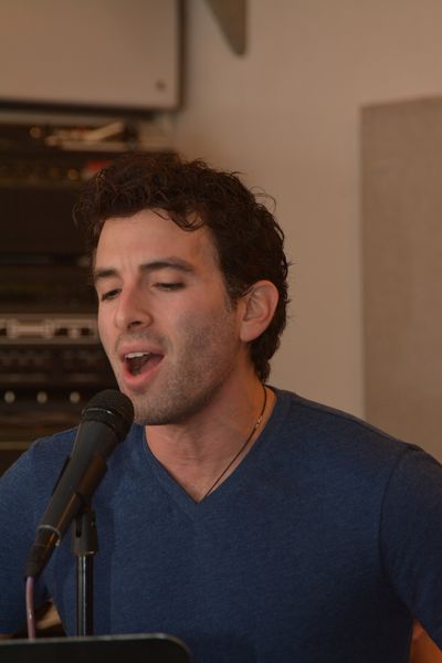 Jarrod Spector Photo