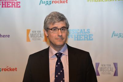 Mo Rocca Photo