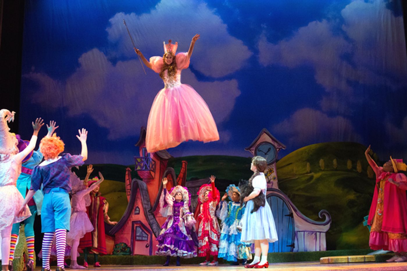 Photo Flash: First Look at THE WIZARD OF OZ at Walnut Street Theatre Photo Flash: First Look at THE WIZARD OF OZ at Walnut Street Theatre Image