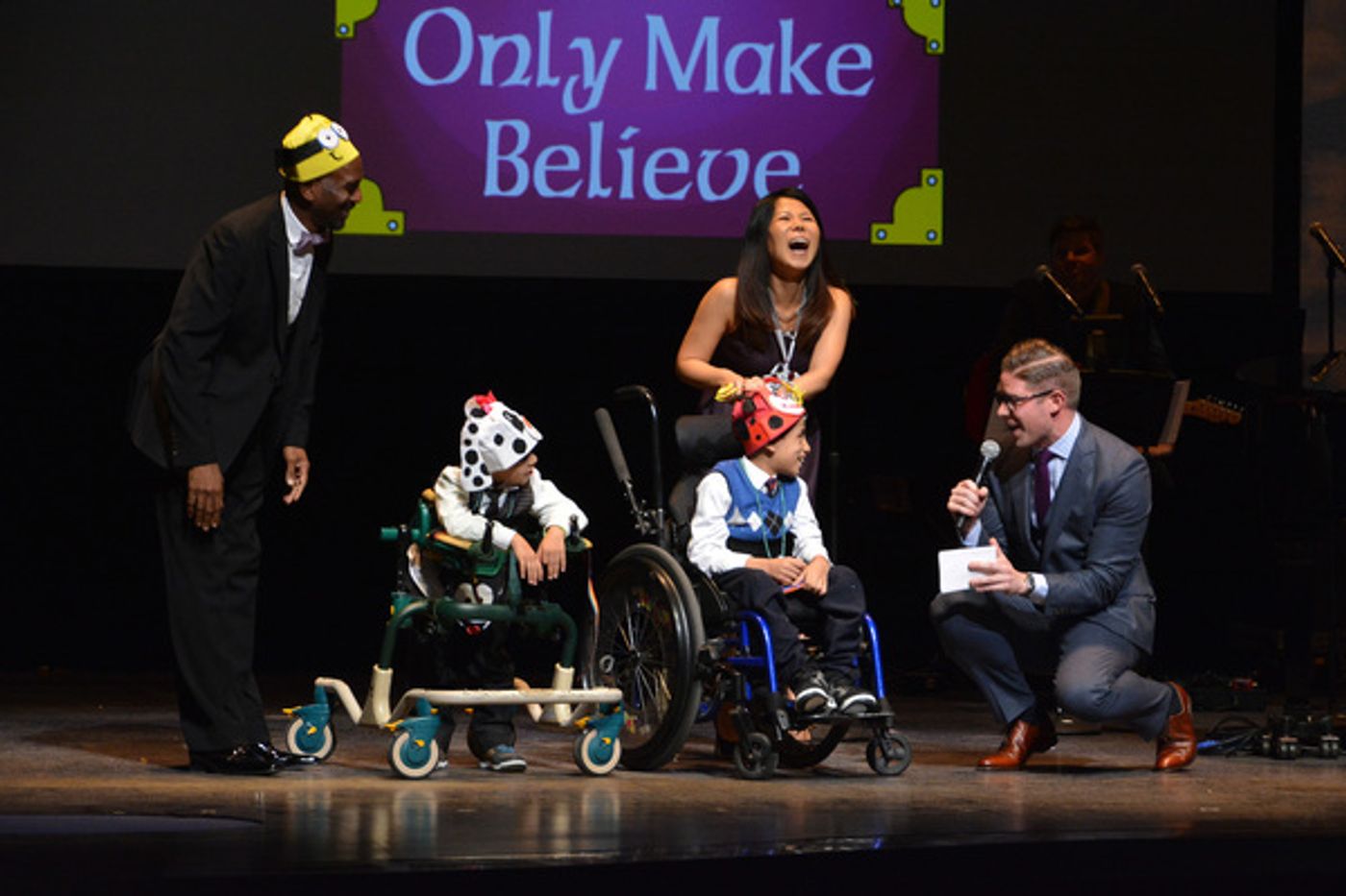 Photo Flash: John Oliver, Jude Law, Brad Oscar, Lesli Margherita, SPAMILTON Stars and More Perform at Only Make Believe's 2016 Gala Photo Flash: John Oliver, Jude Law, Brad Oscar, Lesli Margherita, SPAMILTON Stars and More Perform at Only Make Believe's 2016 Gala Image