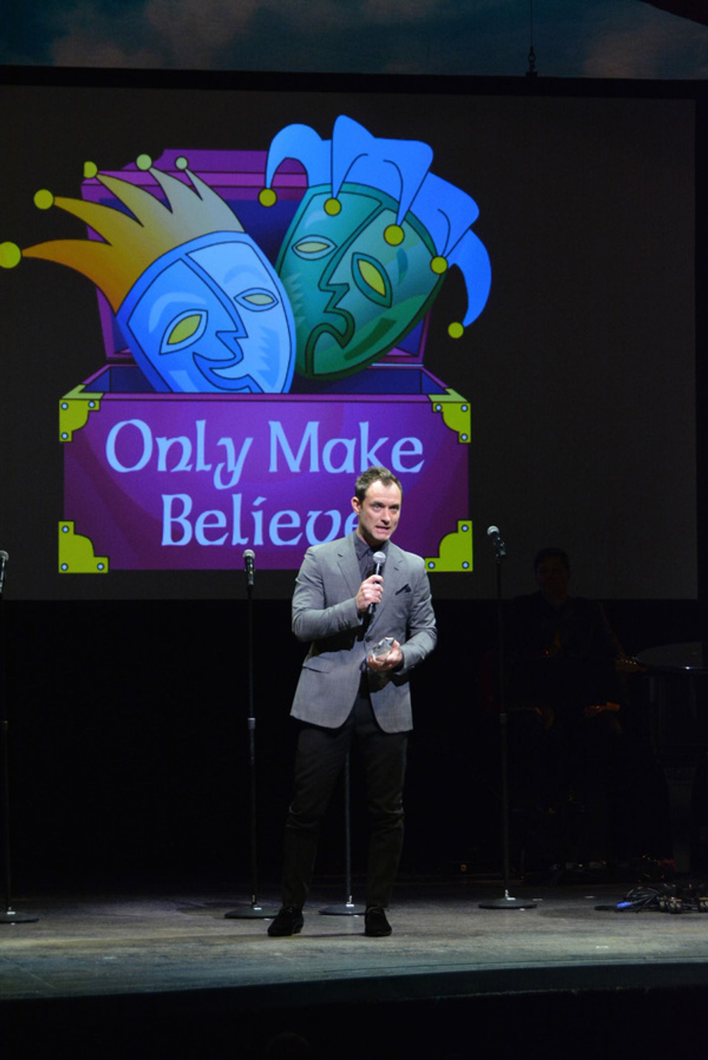 Photo Flash: John Oliver, Jude Law, Brad Oscar, Lesli Margherita, SPAMILTON Stars and More Perform at Only Make Believe's 2016 Gala  Image
