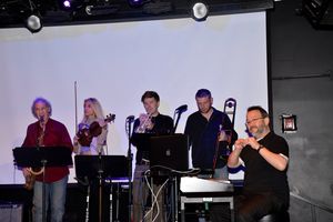 Jay Leslie, Susan Aquila, Maximilian Sangerman @ BroadwayWorld Jay Leslie, Susan Aquila, Maximilian Sangerman Photo