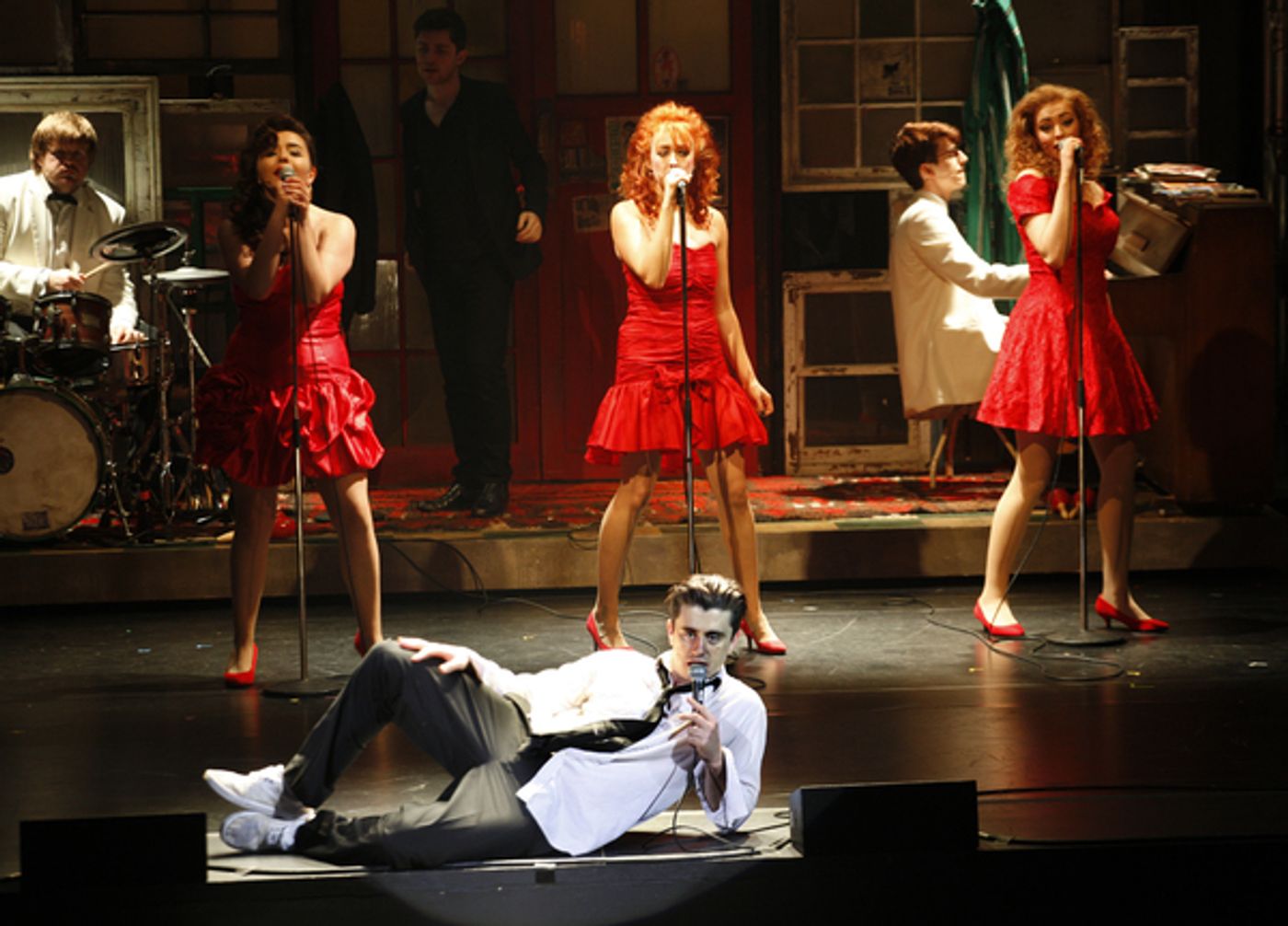 Photo Flash: New Production Images Released for THE COMMITMENTS UK Tour  Image