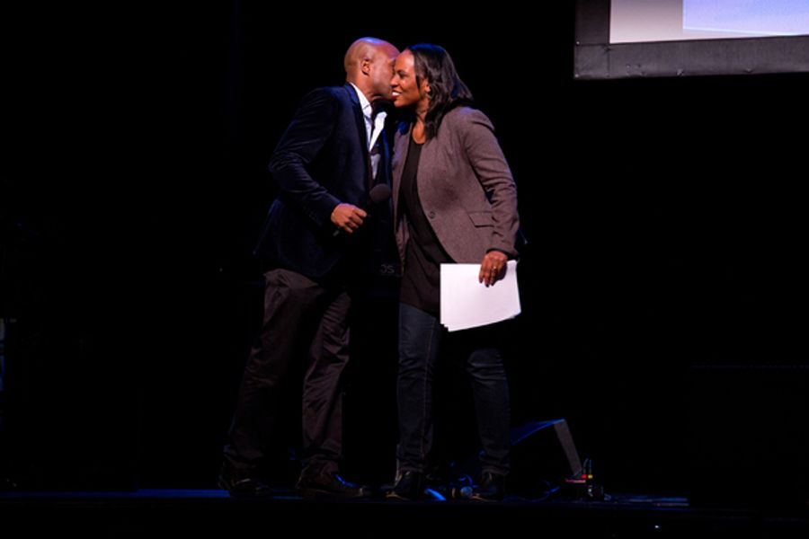 Photo Coverage: The Apollo Launches Holiday Show- THE FIRST NOEL! Image