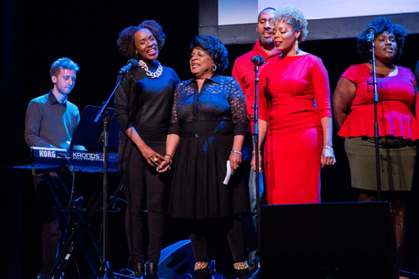 Photo Coverage: The Apollo Launches Holiday Show- THE FIRST NOEL!  Image