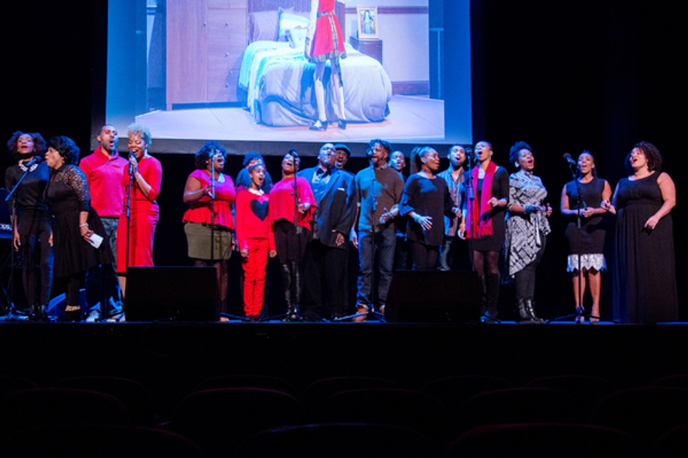 Photo Coverage: The Apollo Launches Holiday Show- THE FIRST NOEL!  Image