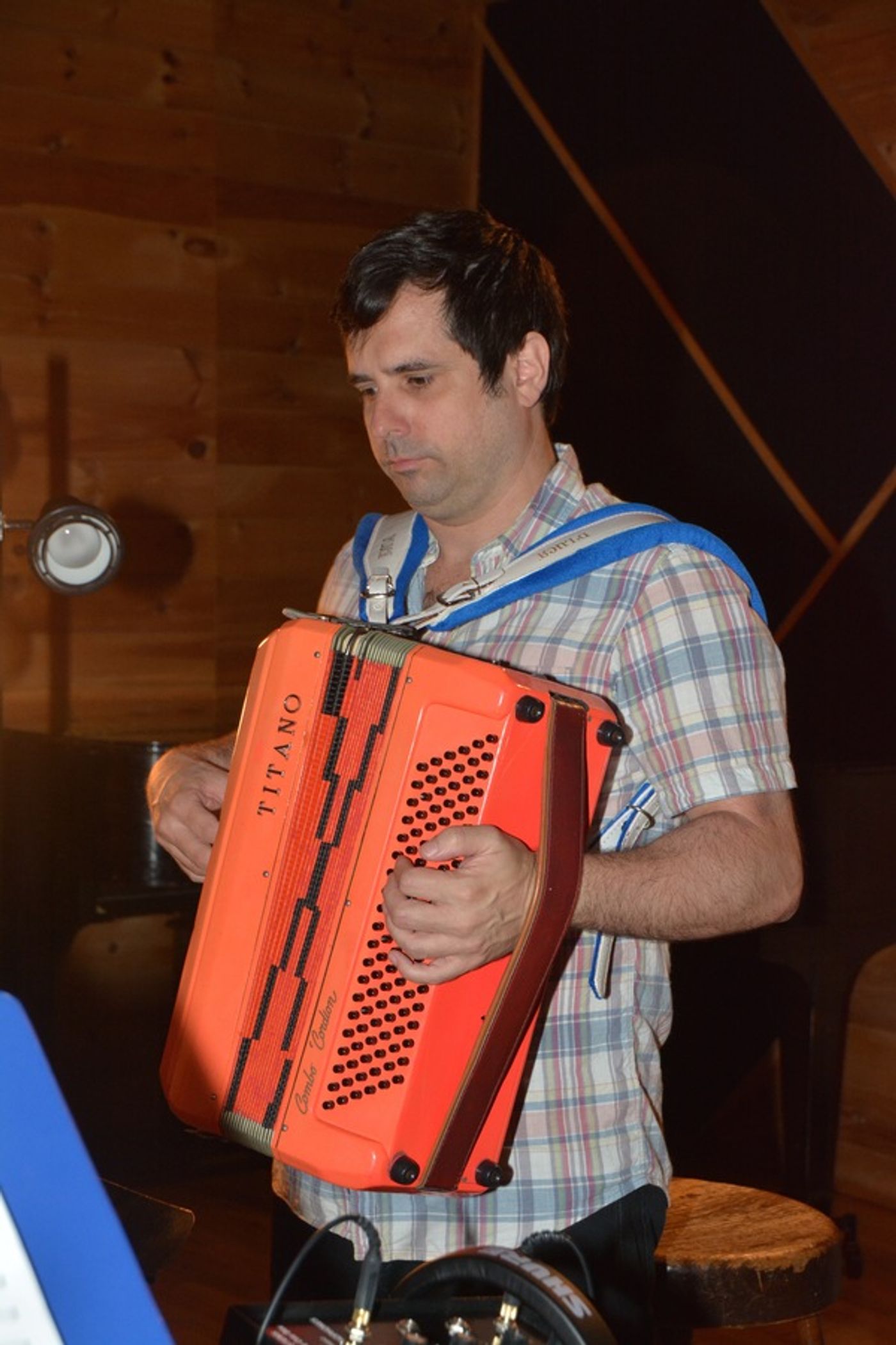Exclusive Photo Coverage: FIDDLER ON THE ROOF Ushers In Hanukkah with Carols For A Cure  Image