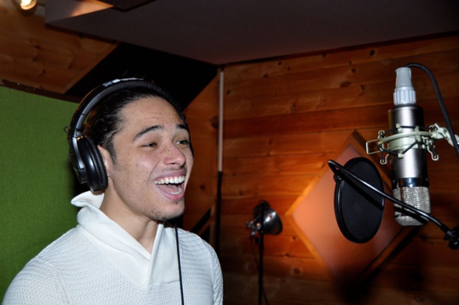 Exclusive Photo Coverage: HAMILTON Kicks Off the Holiday Season with Carols For A Cure Image