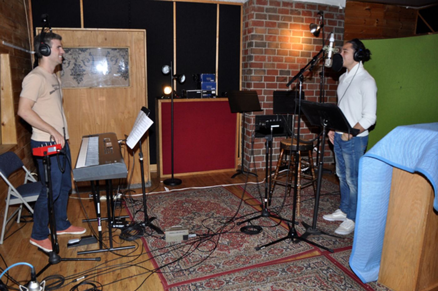 Exclusive Photo Coverage: HAMILTON Kicks Off the Holiday Season with Carols For A Cure  Image