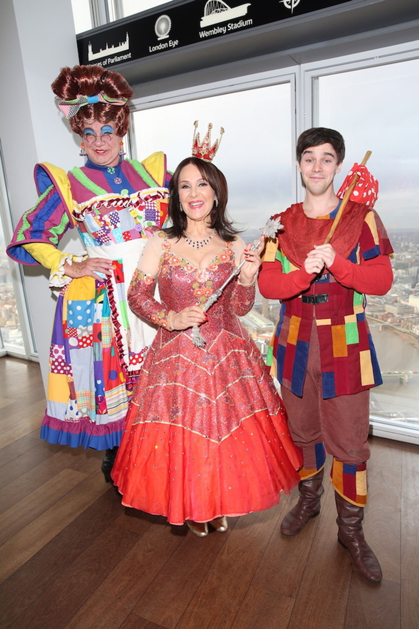 Photo Flash: Arlene Phillips, Matthew Kelly & Cast Launch DICK WHITTINGTON  Image