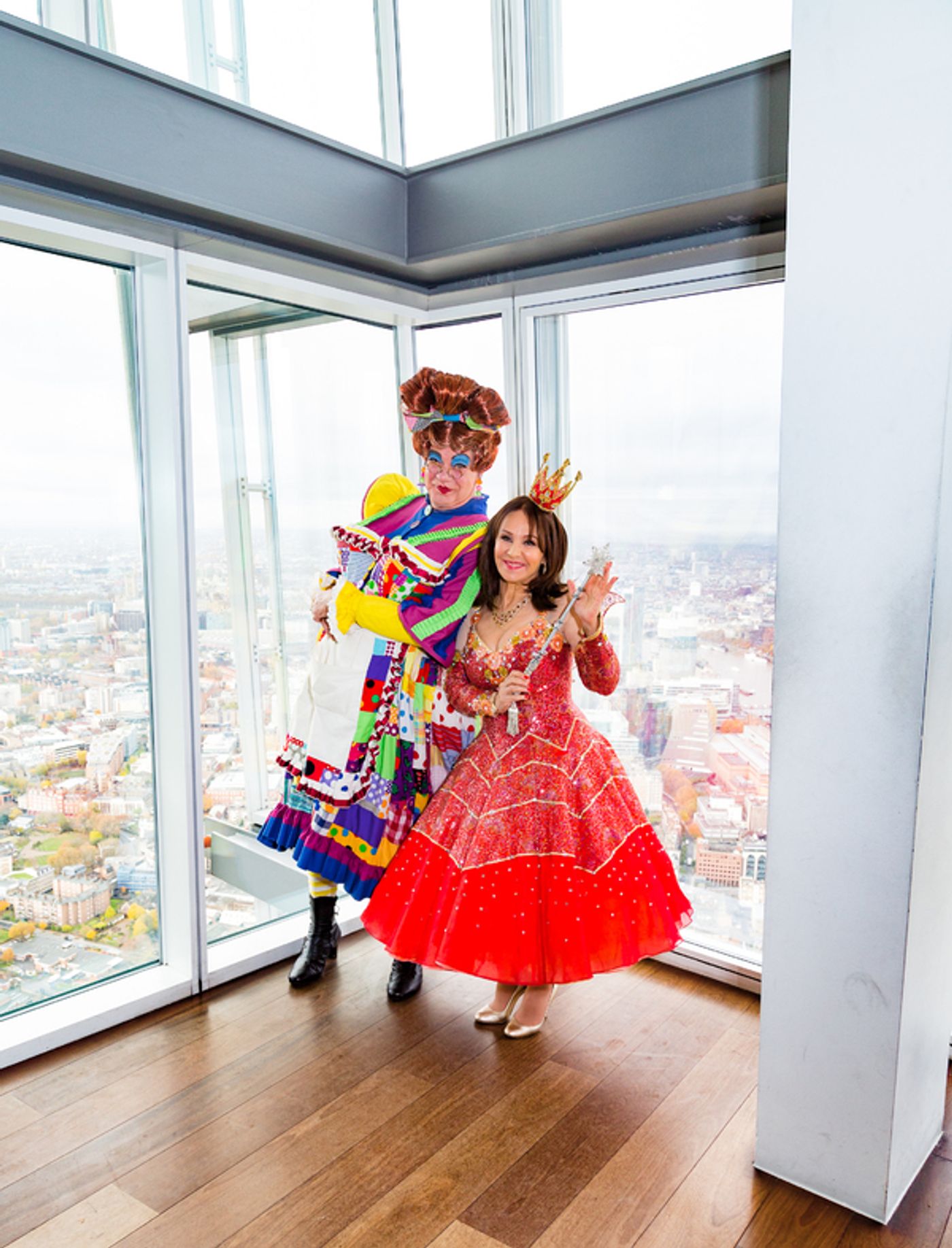 Photo Flash: Cast of DICK WHITTINGTON Pose at A View From the Shard  Image