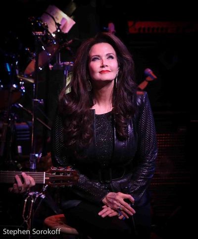 Linda Carter Photo