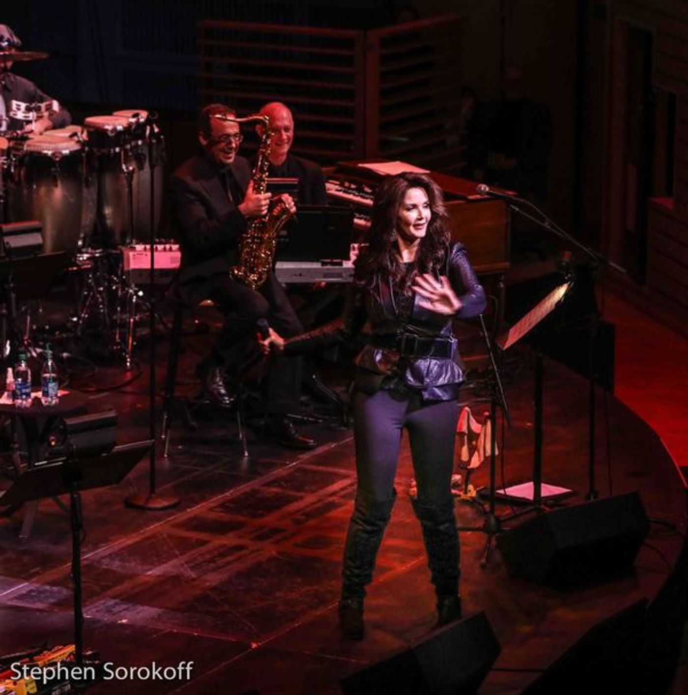 Photo Coverage: Lynda Carter brings LONG-LEGGED WOMEN to Jazz at Lincoln Center Photo Coverage: Lynda Carter brings LONG-LEGGED WOMEN to Jazz at Lincoln Center Image
