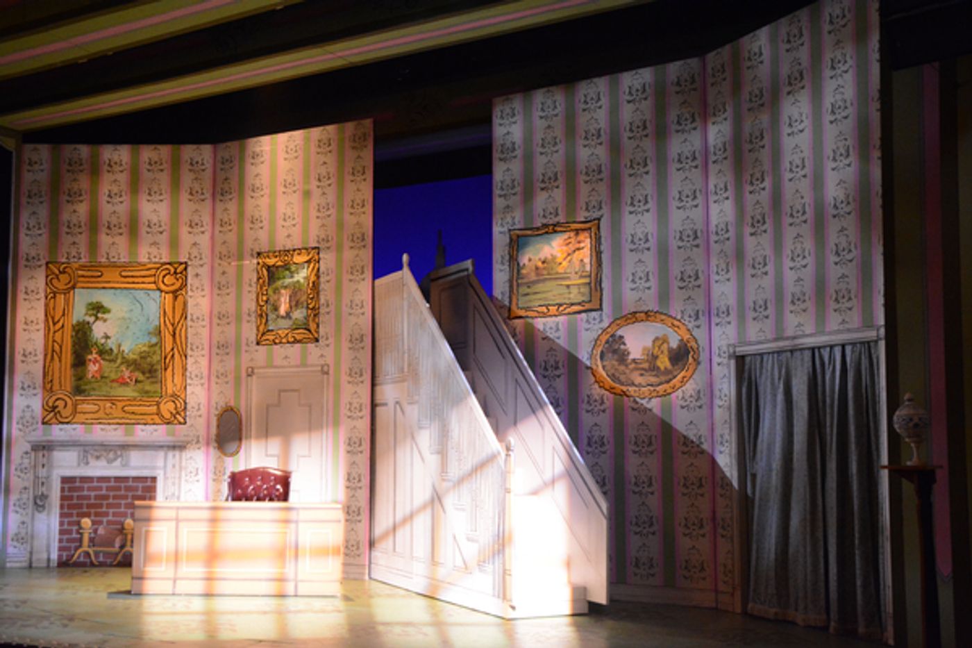 Photo Coverage: The Cast of MARY POPPINS at The John W. Engeman Theater Take Opening Night Bows  Image