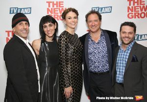 Scott Elliott, Leigh Silverman, Sutton Foster, Kevin McCollum and Joshua Bergasse @ BroadwayWorld Scott Elliott, Leigh Silverman, Sutton Foster, Kevin McCollum and Joshua Bergasse Photo