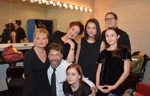 Martha Plimpton, David Staller, Dana Smith Croll, Celmmie Evans, Midorie Francis, Sus Photo