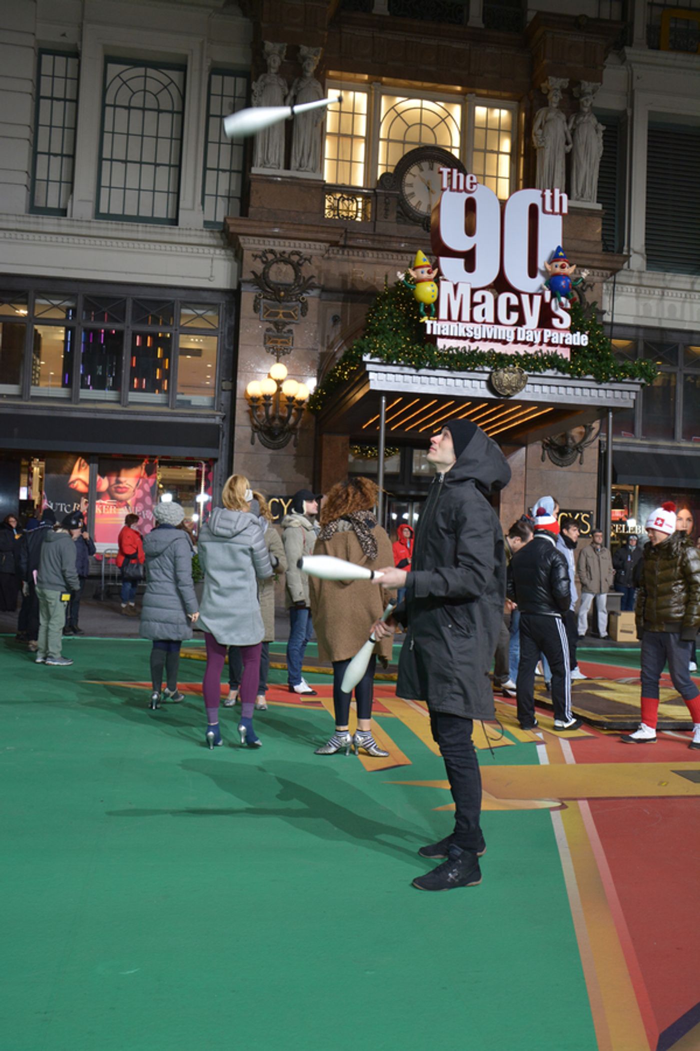 Photo Coverage: Casts of HOLIDAY INN, PARAMOUR & More Rehearse for the Macy's Thanksgiving Day Parade!  Image