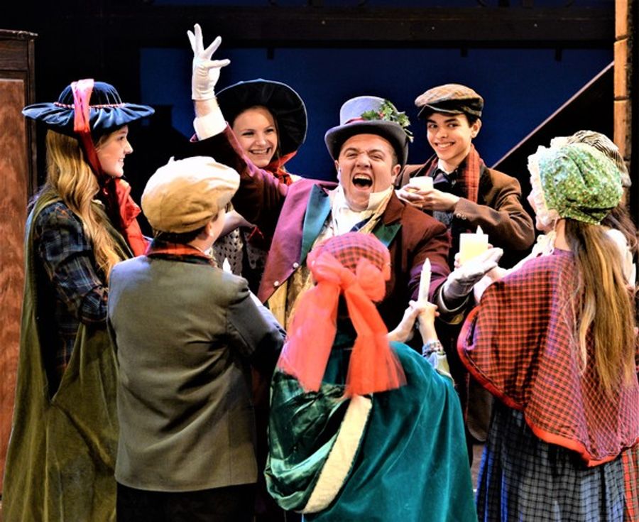 Photo FLASH: A CHRISTMAS CAROL at Theatre Three Image