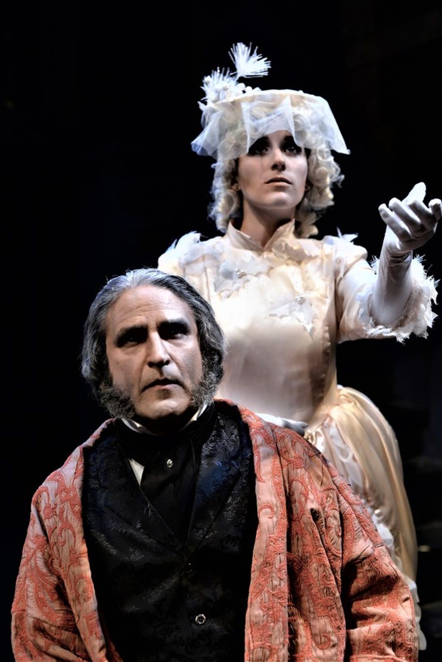 Photo FLASH: A CHRISTMAS CAROL at Theatre Three Image