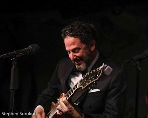 John Pizzarelli @ BroadwayWorld John Pizzarelli Photo