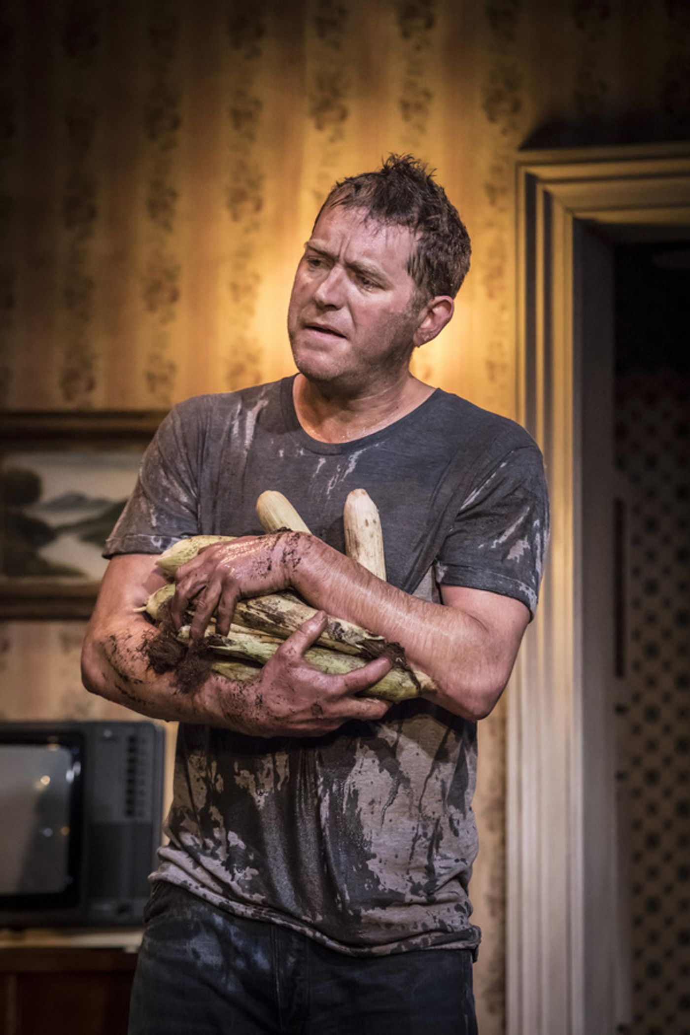 Photo Flash: Take a Look at BURIED CHILD at Trafalgar Studios  Image