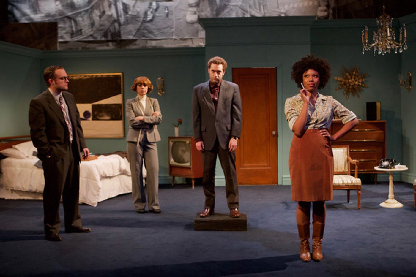Photo Flash: First Look at Sideshow Theatre Company's GIVE IT ALL BACK at Victory Gardens  Image
