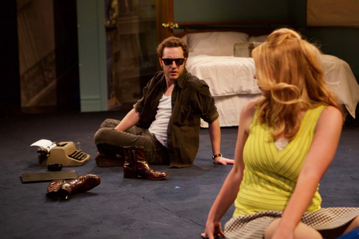 Photo Flash: First Look at Sideshow Theatre Company's GIVE IT ALL BACK at Victory Gardens  Image