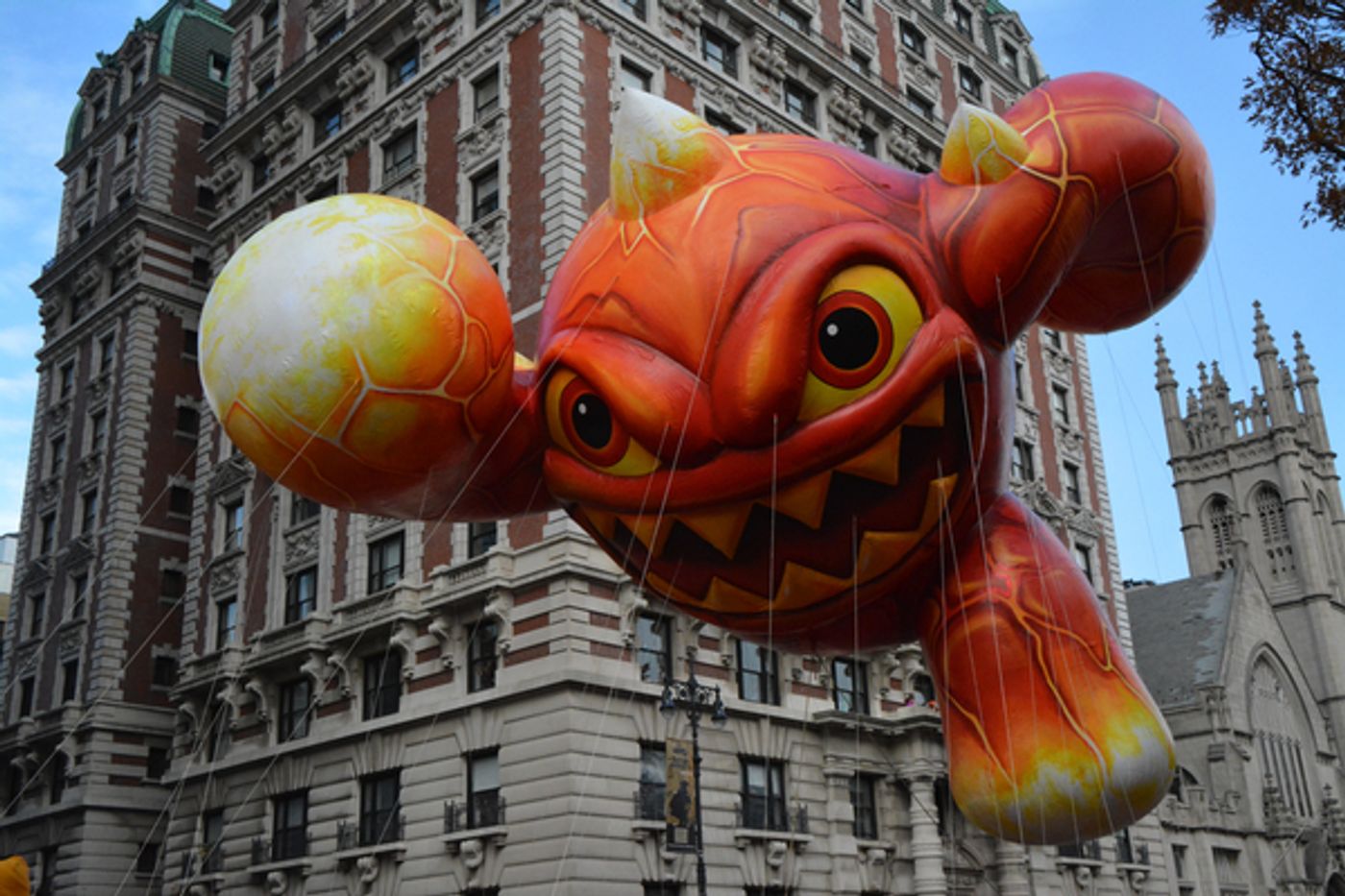 Photo Coverage: Macy's 90th Thanksgiving Day Parade Marches Through NYC!  Image