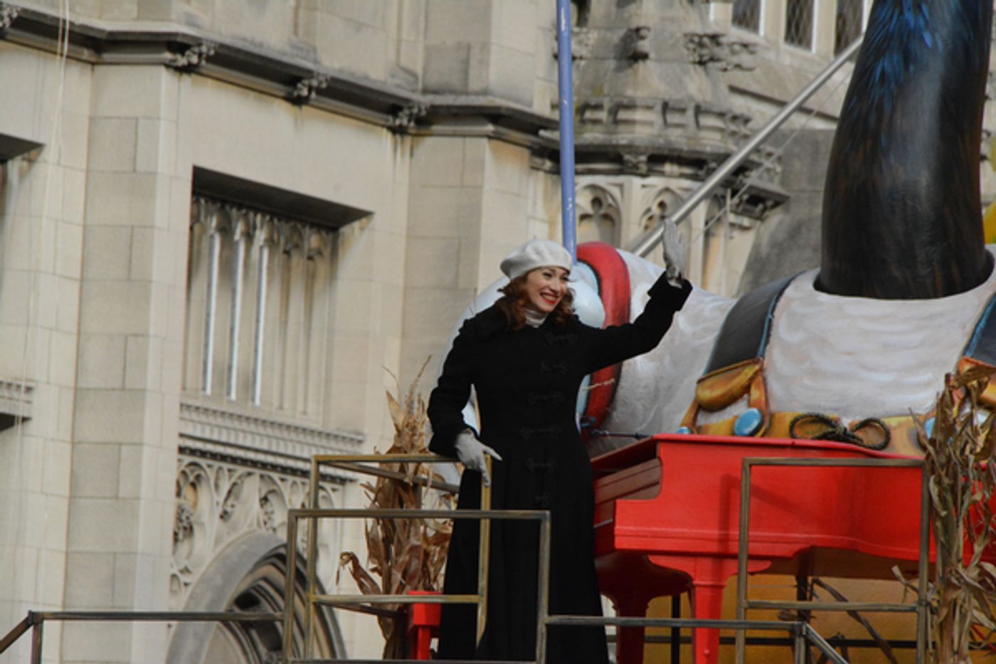 Photo Coverage: Macy's 90th Thanksgiving Day Parade Marches Through NYC!  Image