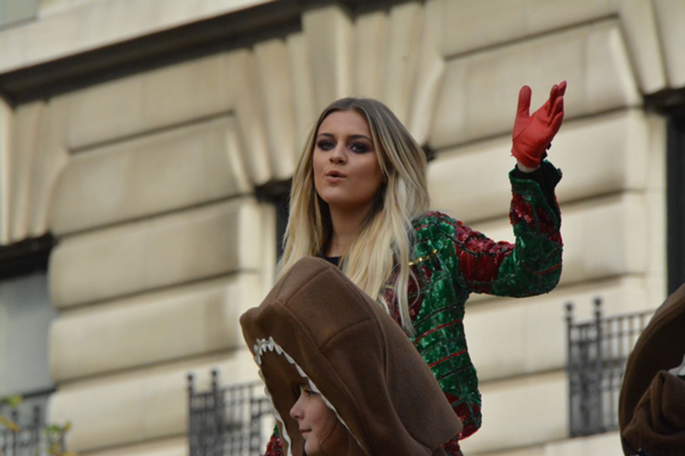 Photo Coverage: Macy's 90th Thanksgiving Day Parade Marches Through NYC!  Image