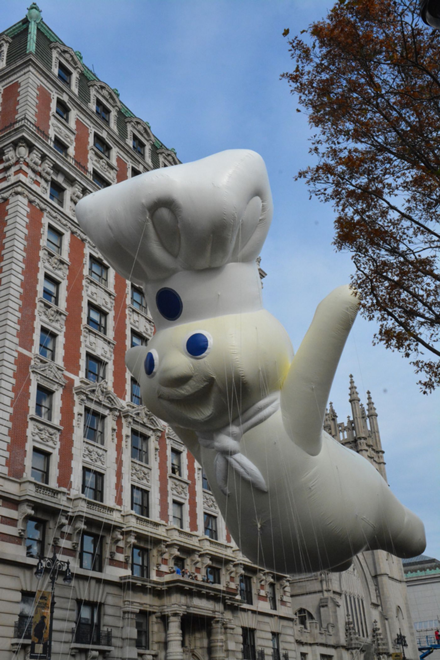 Photo Coverage: Macy's 90th Thanksgiving Day Parade Marches Through NYC!  Image