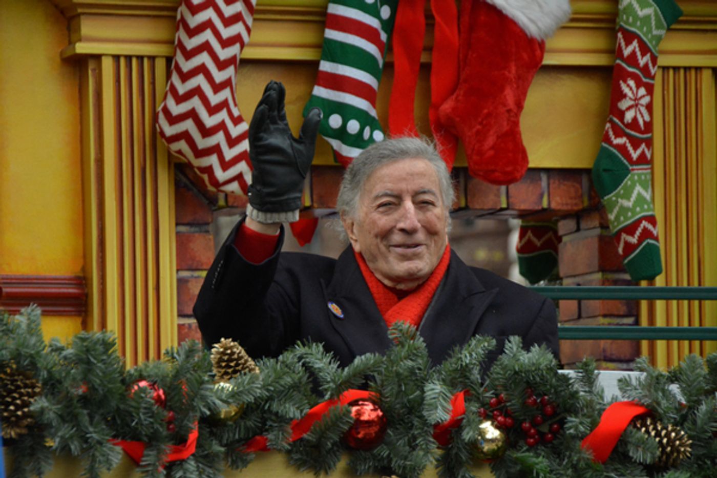 Photo Coverage: Macy's 90th Thanksgiving Day Parade Marches Through NYC!  Image