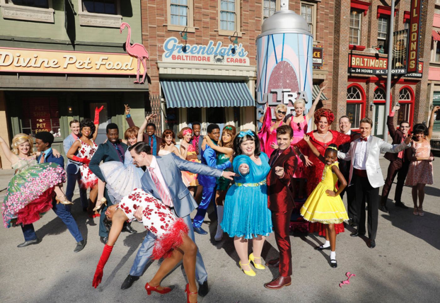 Photo Flash: Best of Broadway Performs on MACY'S THANKSGIVING DAY PARADE  Image