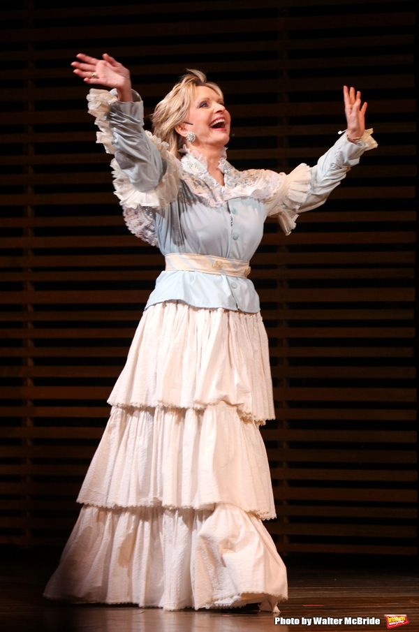Florence Henderson performing in BROADWAY BACKWARDS 5 - One Night Only Concert produc Photo
