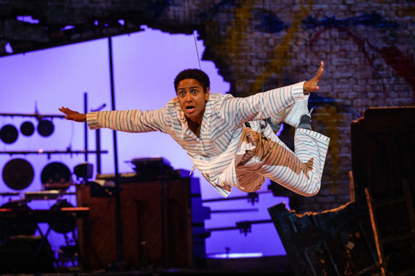 Photo Flash: A First Look at PETER PAN at the National Theatre  Image
