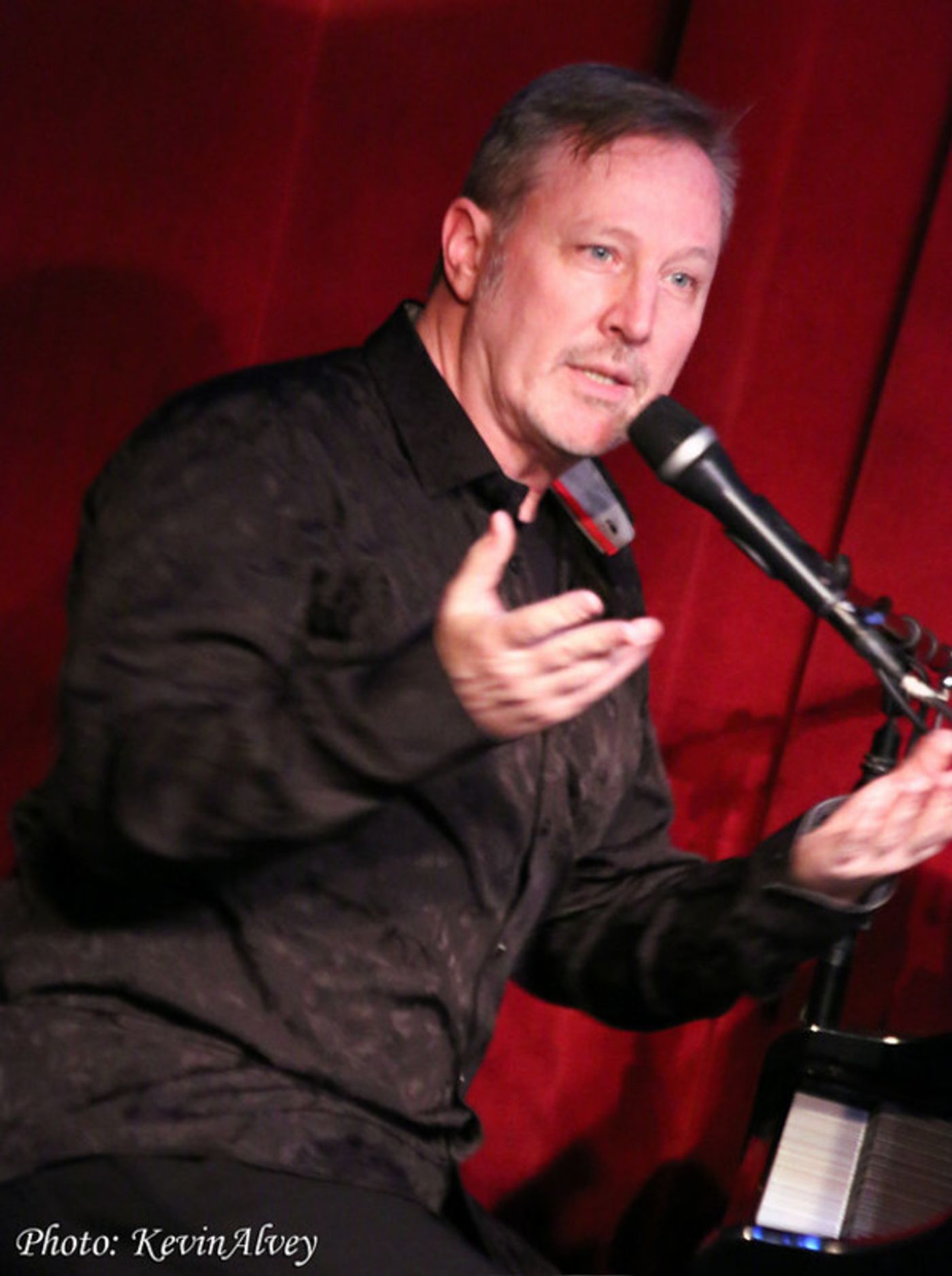 Photo Flash: Barb Jungr and John McDaniel Join Together for 'That's Life' at Birdland  Image