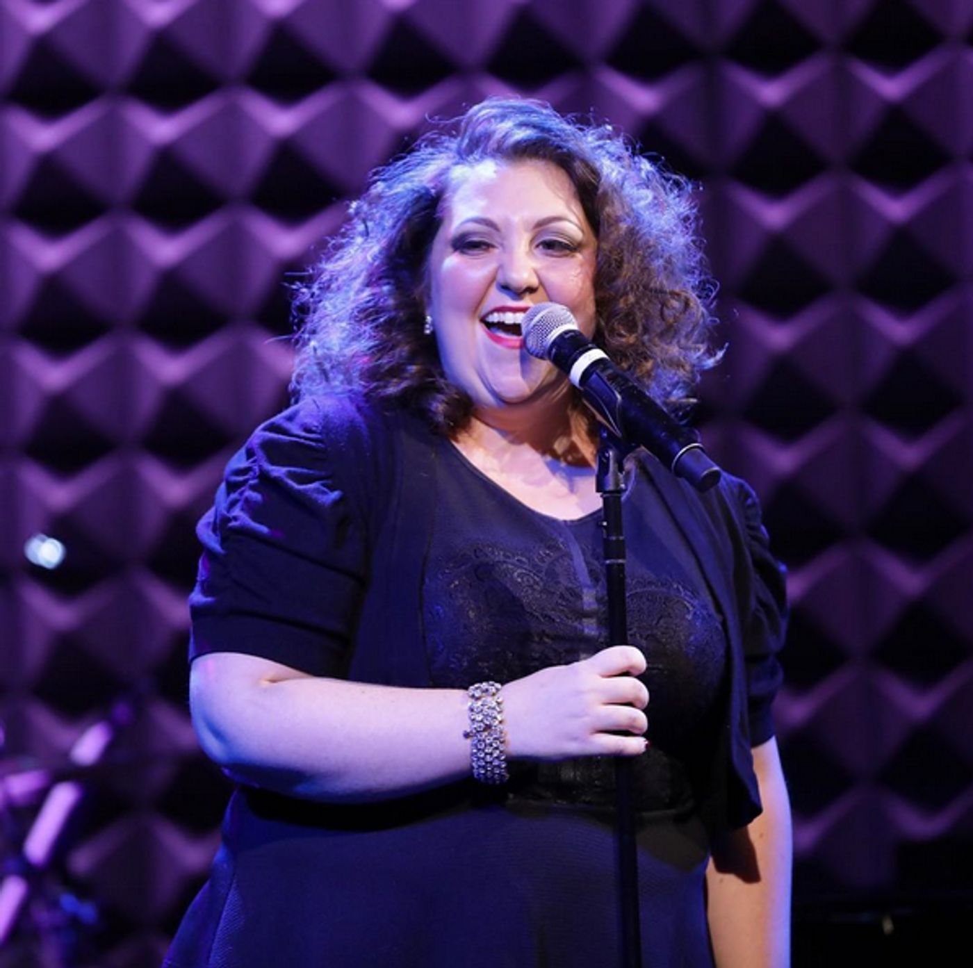 Review: Tori Scott Provides Post-Election Catharsis in SEEING DOUBLE at Joe's Pub  Image