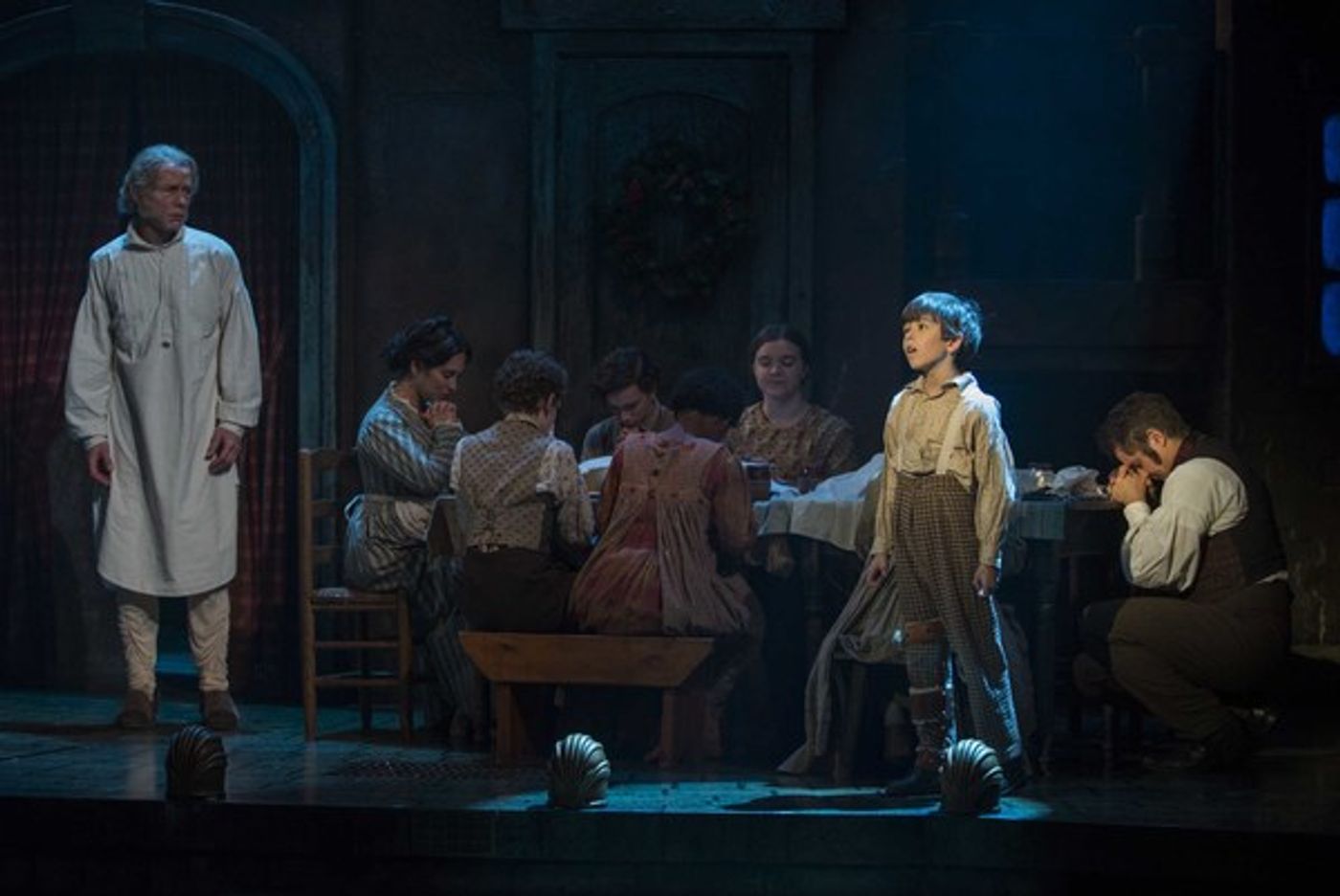 Photo Flash: First Look at Milwaukee Rep's A CHRISTMAS CAROL  Image