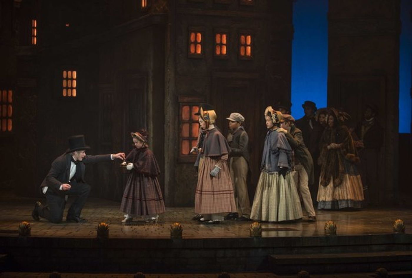 Photo Flash: First Look at Milwaukee Rep's A CHRISTMAS CAROL  Image