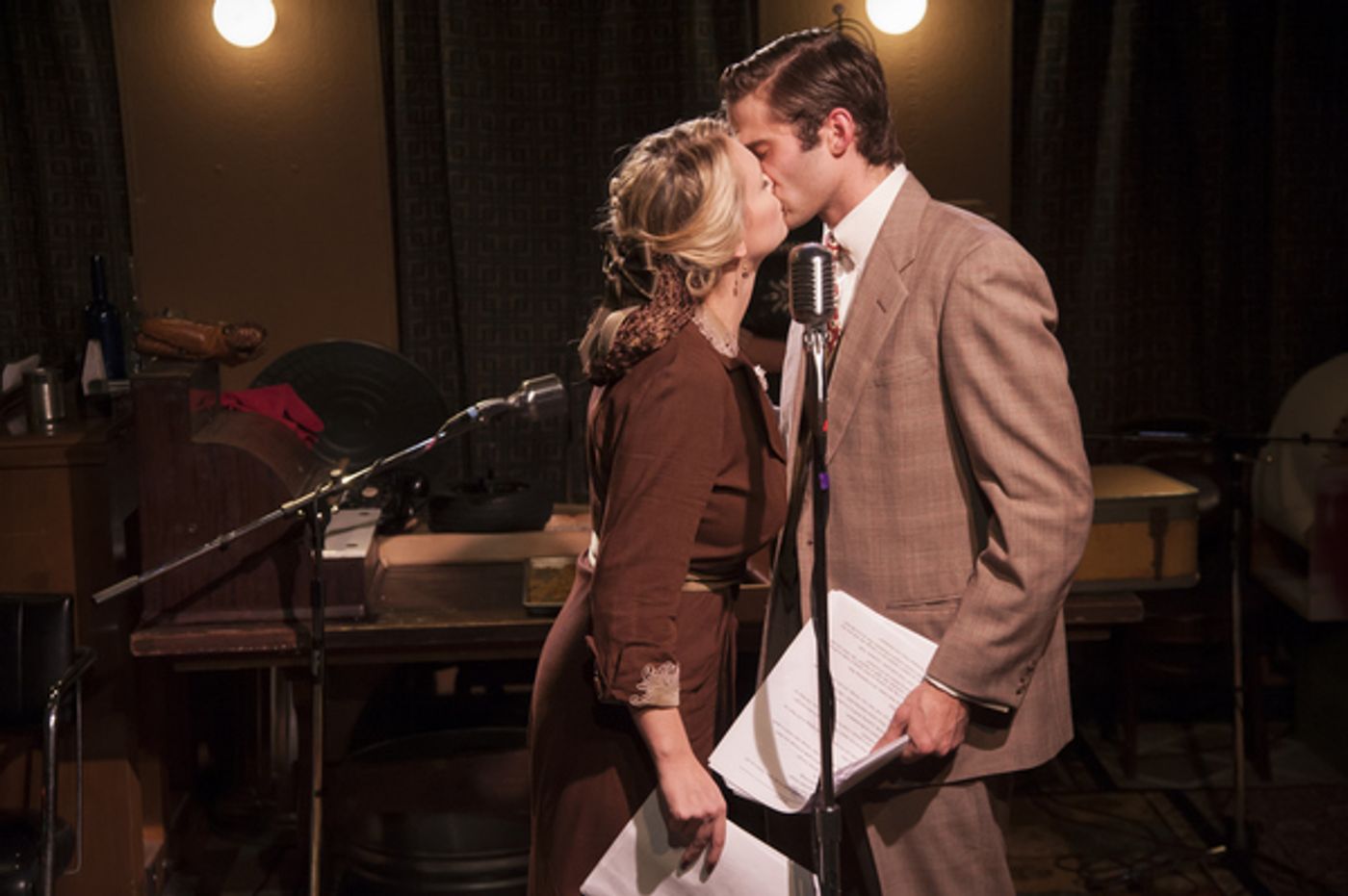 Photo Flash: IT'S A WONDERFUL LIFE at Mile Square Theatre  Image