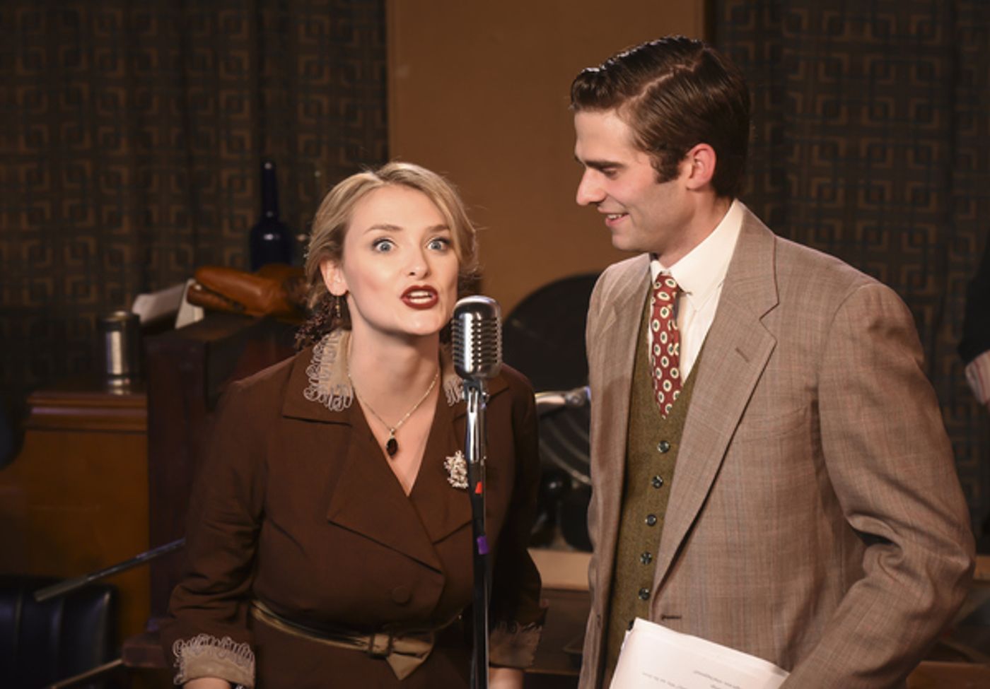 Photo Flash: IT'S A WONDERFUL LIFE at Mile Square Theatre  Image