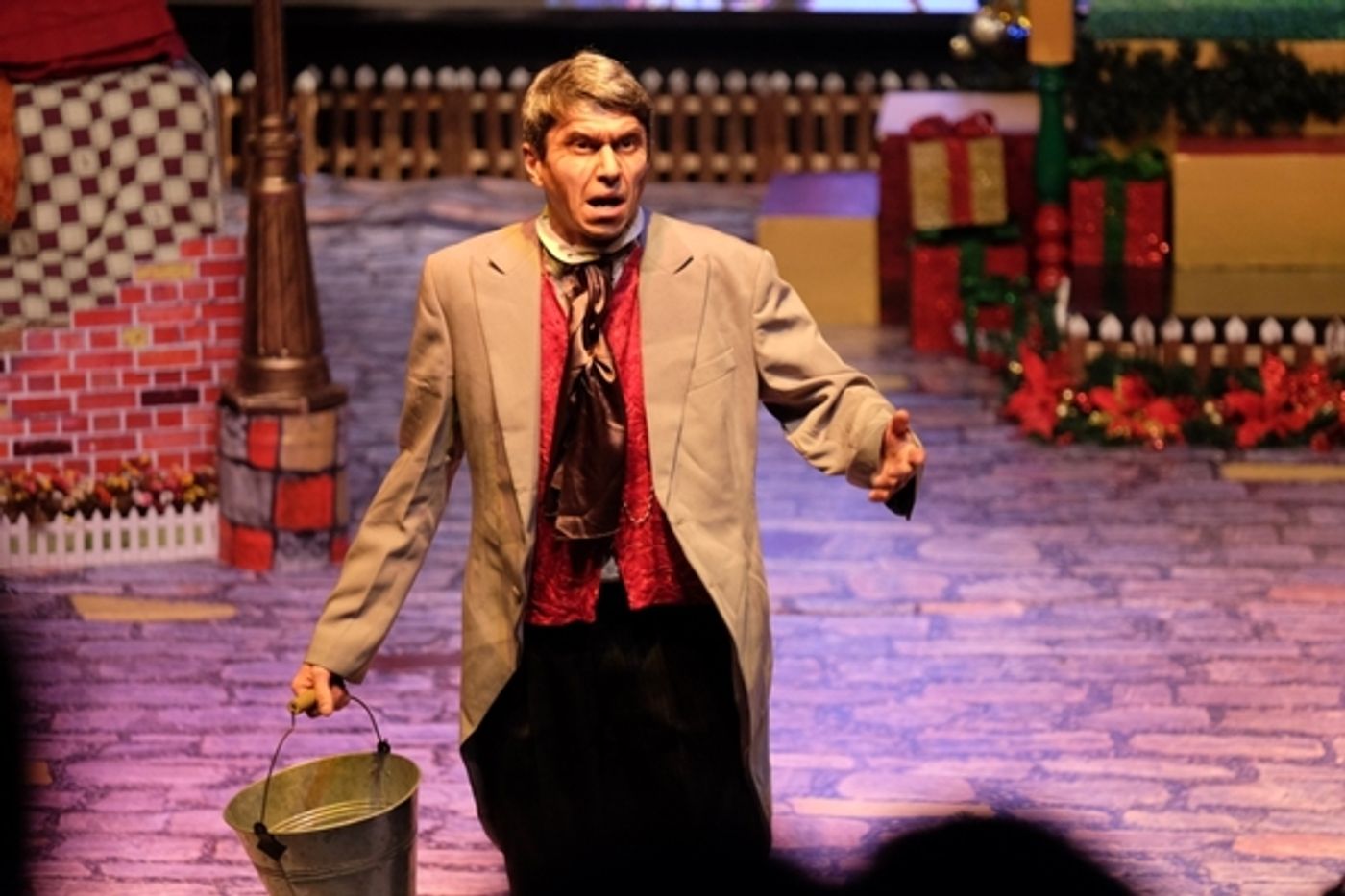 Photo Flash: Beijing Playhouse's A CHRISTMAS CAROL  Image