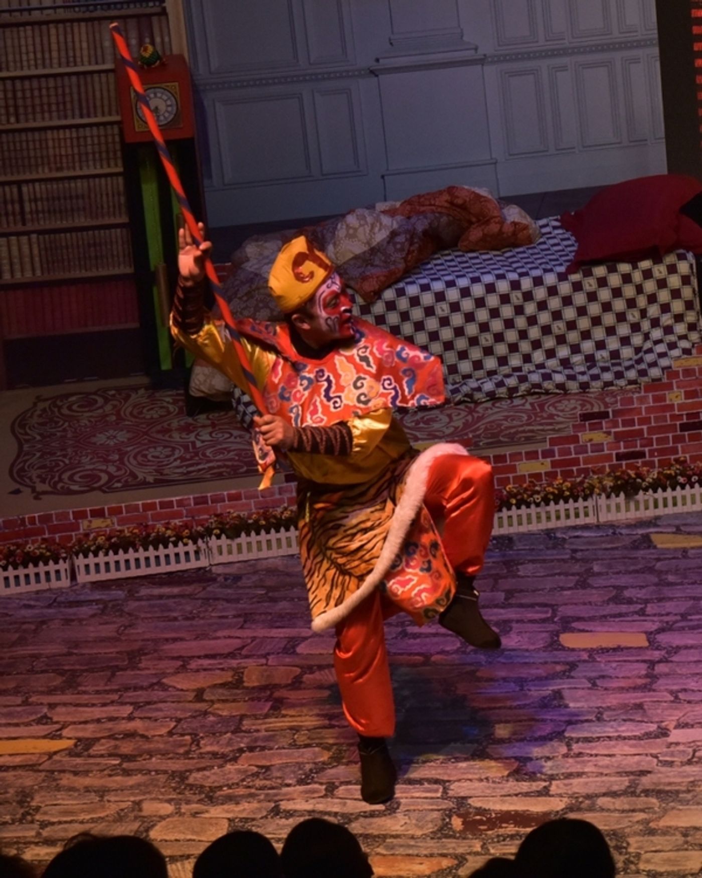 Photo Flash: Beijing Playhouse's A CHRISTMAS CAROL  Image