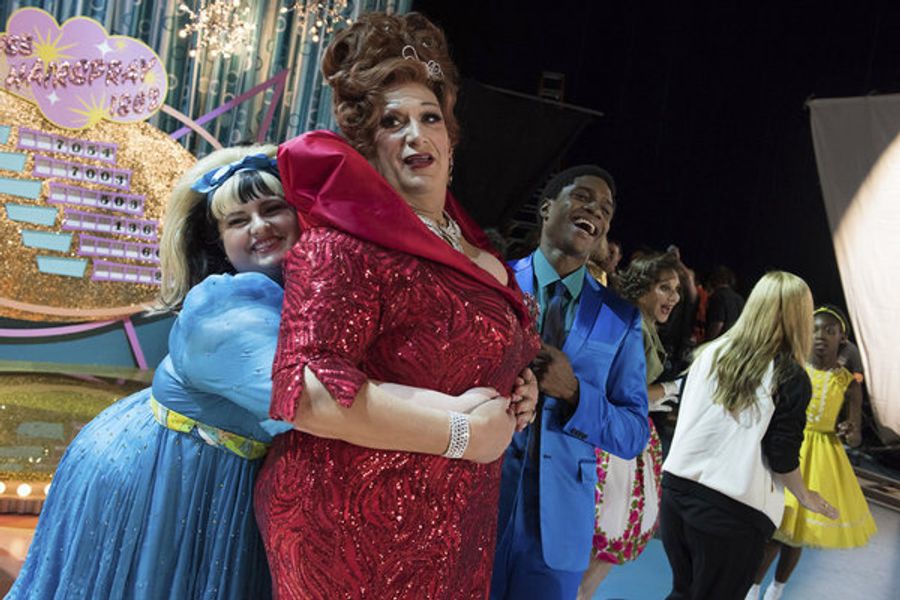 Photo Flash: First Look at HAIRSPRAY LIVE's 'Dynamites' & More New Images Image
